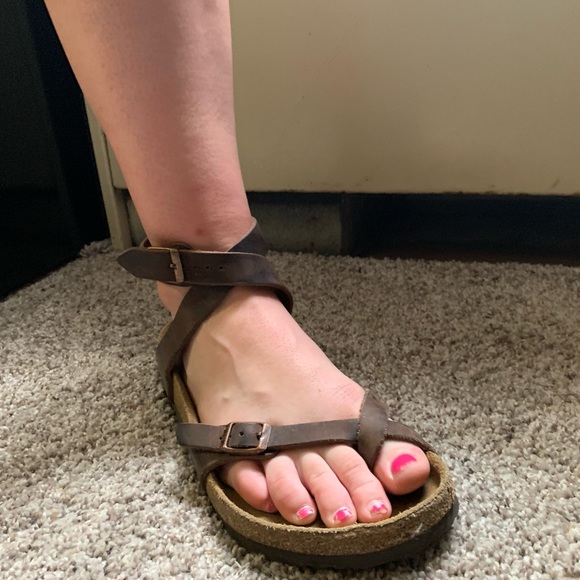 Birkenstock’s Yara - Picture 3 of 3